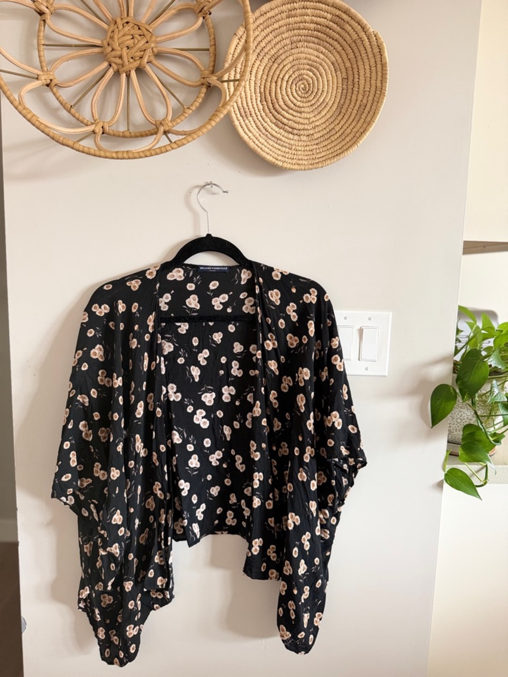 Brandy Melville Black Floral Kimono with Beige Blooms